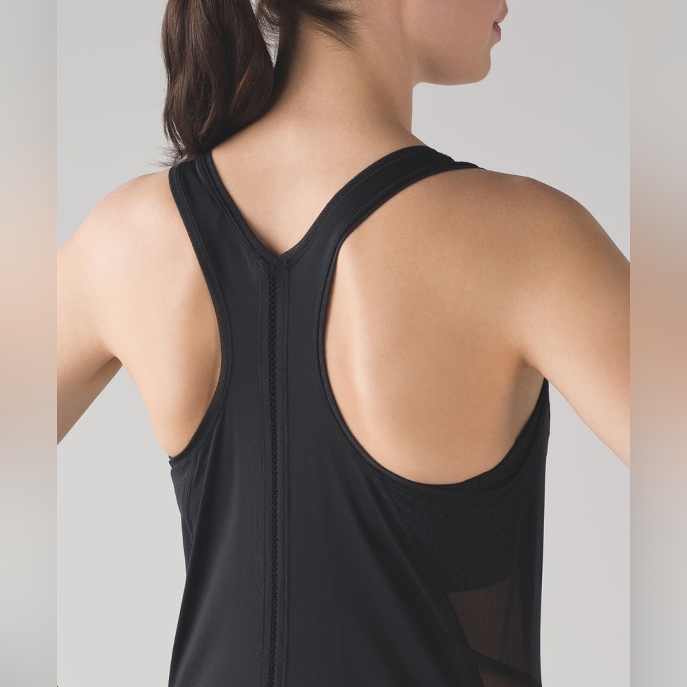 Lululemon Embodiment Tank
Black size 6